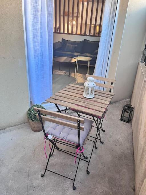 Appartement T3 Proche Remparts Avignon Exterior foto